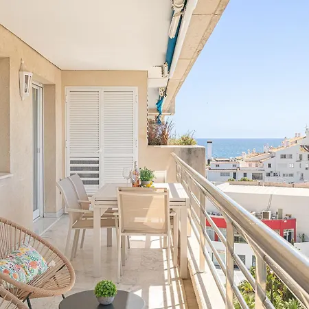 Διαμέρισμα Aqua Banus 3 *