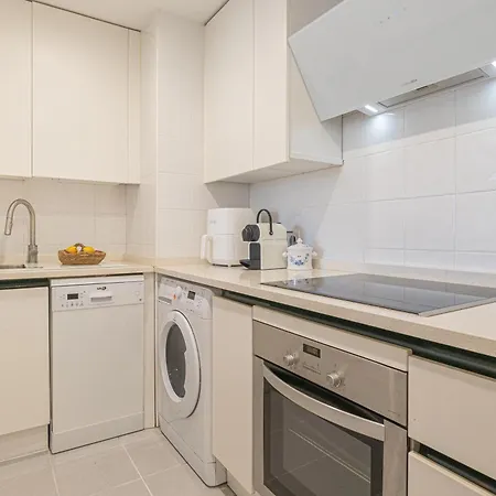 Marina Banus Lll Apartment